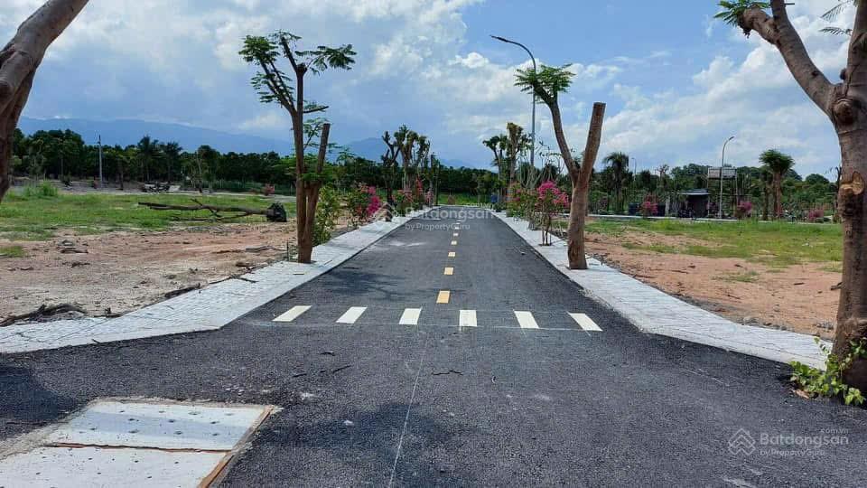 Bán lô đất chính chủ  đất đẹp cam lâm, khánh hòa, sát khu vinhomes, dt 105m giá 1,5tỷ