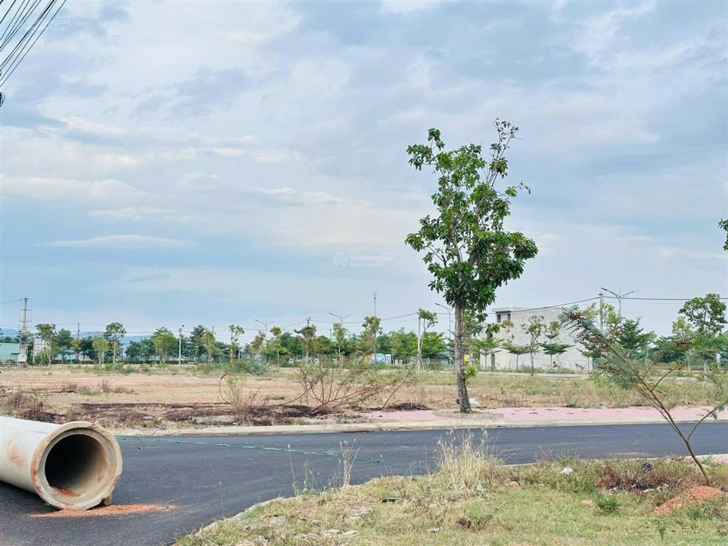 Bán đất nền dự án siêu hot tại lô 48, khu đô thị mới cẩm văn, 2,7 tỷ, 127m2
