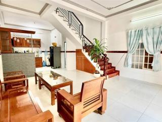 Chính chủ bán nhà thạnh lộc 27, hướng đông nam, ngang 5m, nở hậu, pháp lý đầy đủ