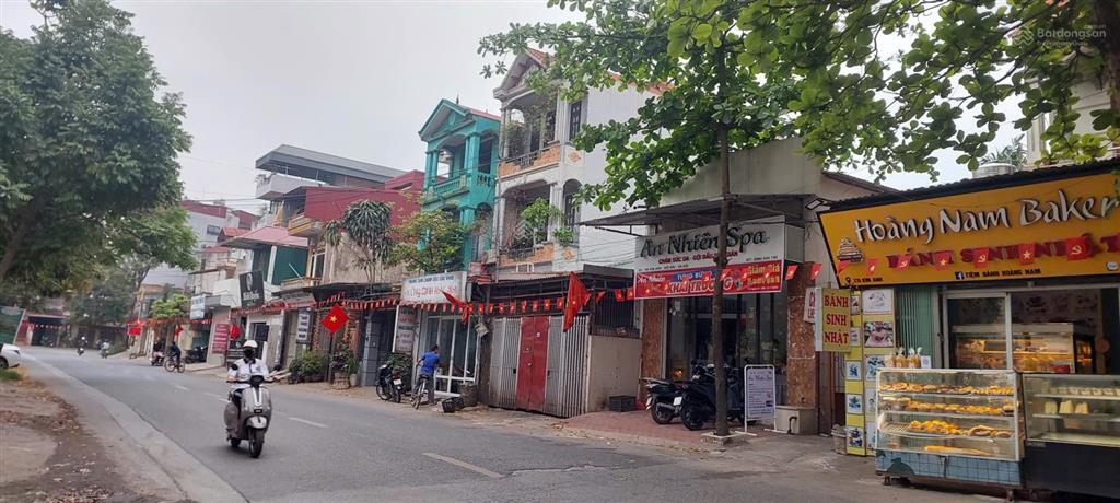 Chính chủ cần bán đất mặt đường kim anh, dt 113,1m2 , mt 4,5m .