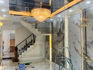 Siêu phẩm khu vip q7 3 tầng 108m2  nở hậu 7,5m  xe tải tới nhà, vừa ở vừa kinh doanh, chỉ 16 tỷ