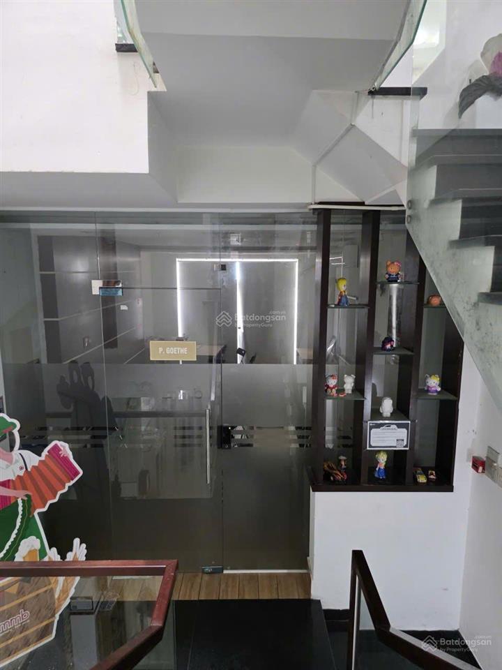Bán nhà số 3 91.8m²  mặt tiền  5 tầng  quận 3  giá 32 tỷ