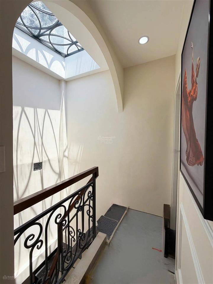 Đại hạ giá! chỉ 6,3tỷ sở hữu căn nhà mới full nội thất  huỳnh văn bánh, 4mx6,2m, 3 tầng sân thượng