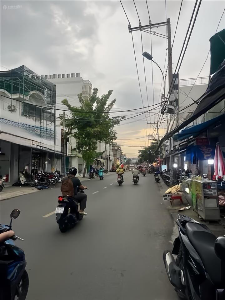 Mặt tiền kinh doanh gần hương lộ 3, kế bên aeon tân phú  3 tầng  4,5 x 17,1m  giá 6tỷ