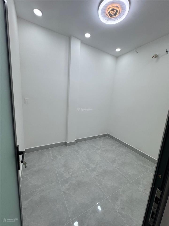 Nhà đẹp đường trương phước phan gần hương lộ 2  2 tầng  4,3 x 10m  nhỉnh 4tỷ