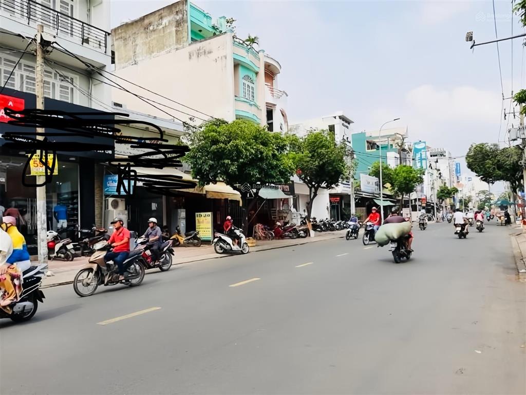 Mặt tiền kinh doanh gò dầu, tân phú  3 tầng  4,5 x 17m  giá 10tỷ nhỉnh