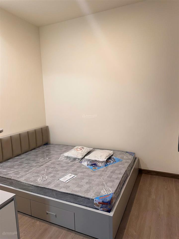 Cho thuê căn hộ 2pn, 2wc, 70m2 giá 8 triệu tại số 08 đại lộ hữu nghị, kcn vsip 1