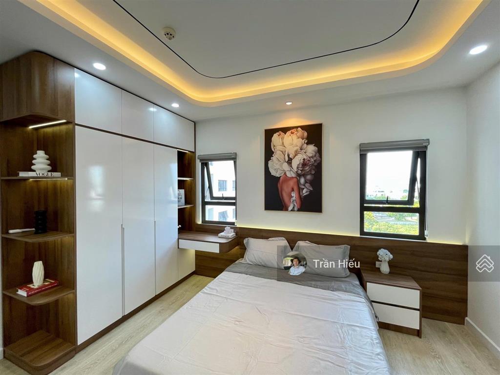 Bán căn góc thương mai chung cư ssh08 hà quang  ban công hướng đông mát  full nội thất