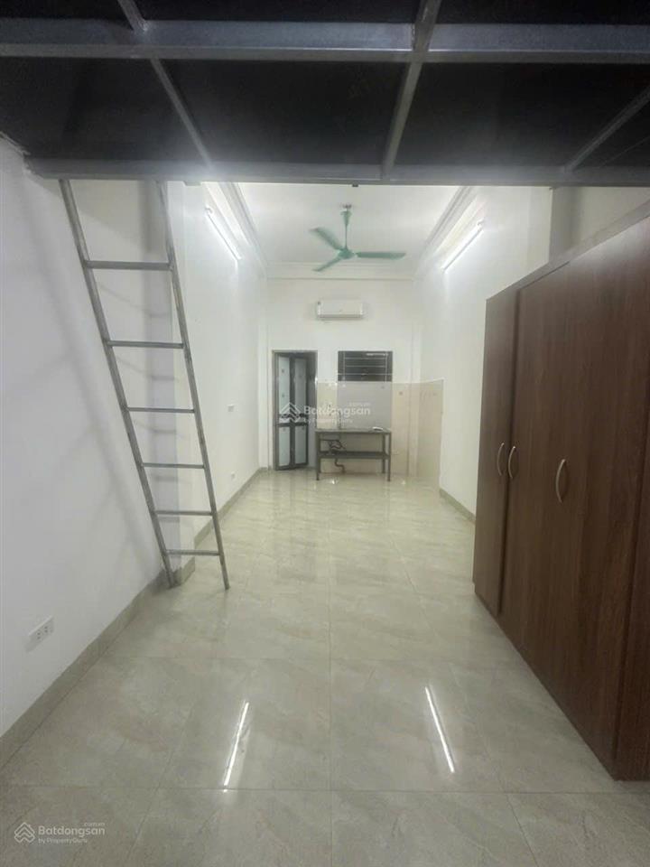 Cần cho thuê phòng chung cư tại ngõ 616 kim giang