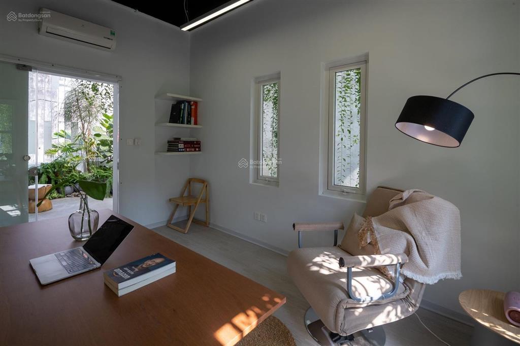 Chính chủ bán nhà riêng (diện tích 40m2) gần sân vận động mỹ đình