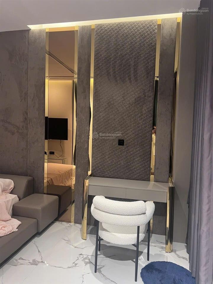 Bán biệt thự góc 2 mặt tiền khu mỹ gia phú mỹ hưng quận 7 có thang máy hồ bơi smarthome