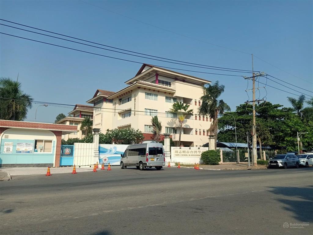 Bán biệt thự góc 2 mặt tiền khu mỹ gia phú mỹ hưng quận 7 có thang máy hồ bơi smarthome