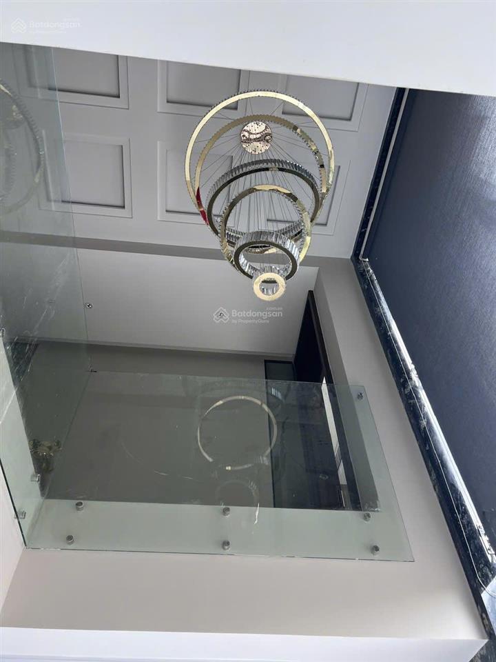 Bán biệt thự góc 2 mặt tiền khu mỹ gia phú mỹ hưng quận 7 có thang máy hồ bơi smarthome