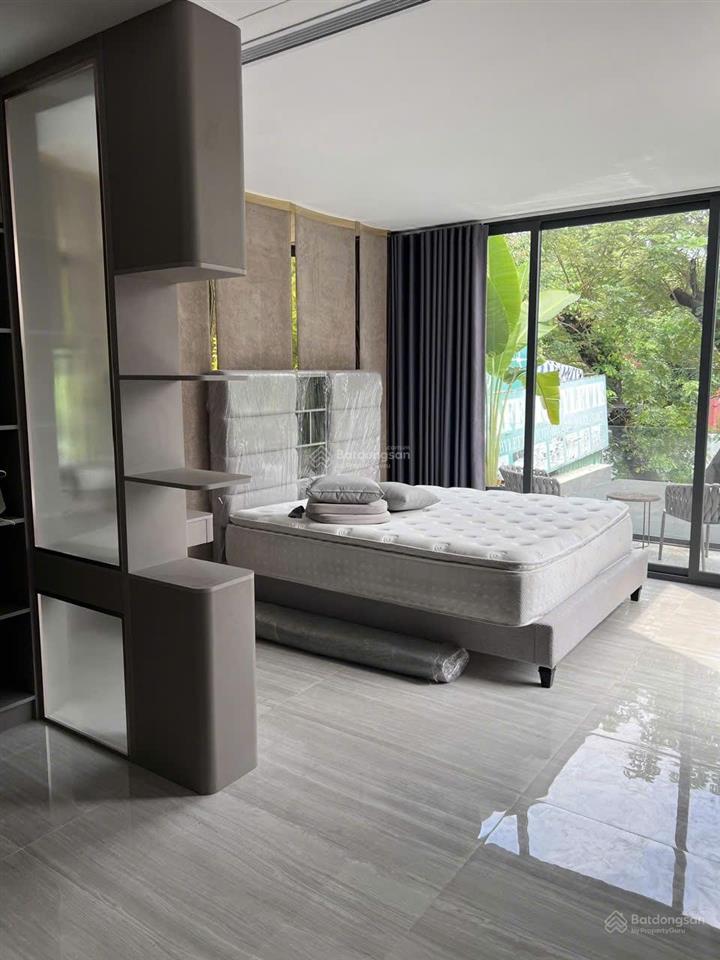 Bán biệt thự góc 2 mặt tiền khu mỹ gia phú mỹ hưng quận 7 có thang máy hồ bơi smarthome