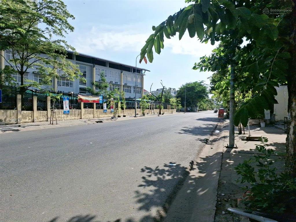 Bán đất góc 2 mặt tiền d11  d9 khu dân cư phú mỹ quận 7 cạnh công viên ven sông gần metro tân mỹ