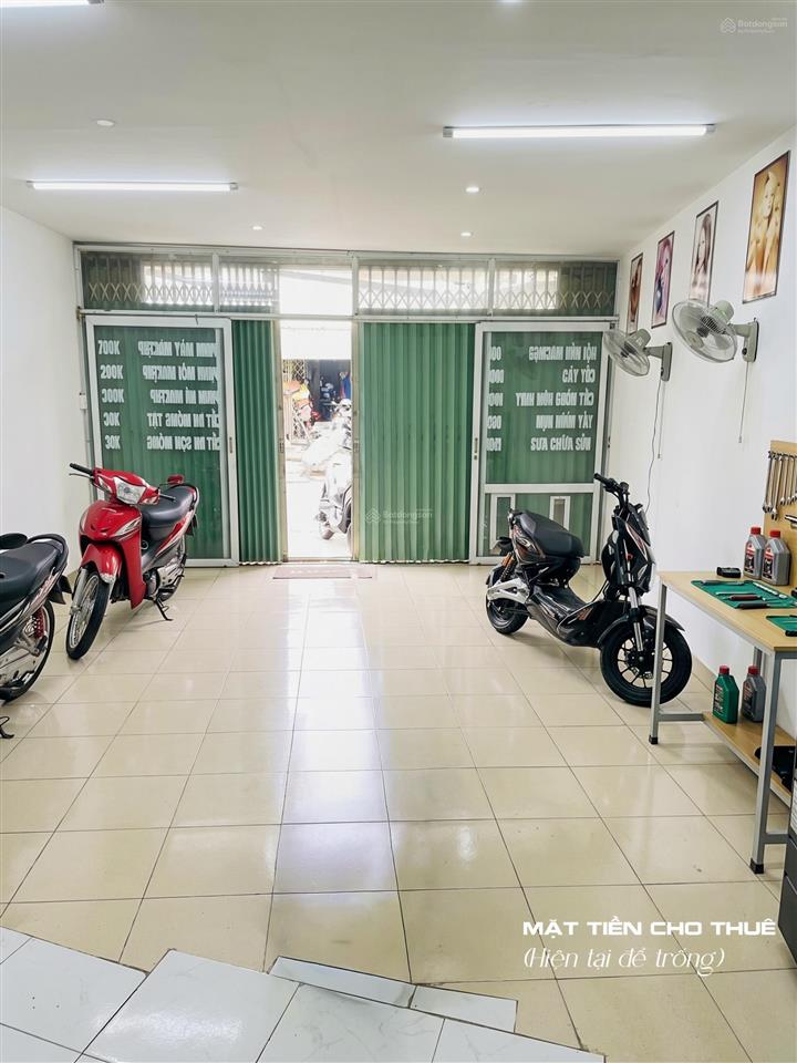 Chỉ 8,1 tỷ (90 triệu/m2) mặt tiền gần cầu nguyễn tri phương q8, dt 5x22 (88m2)