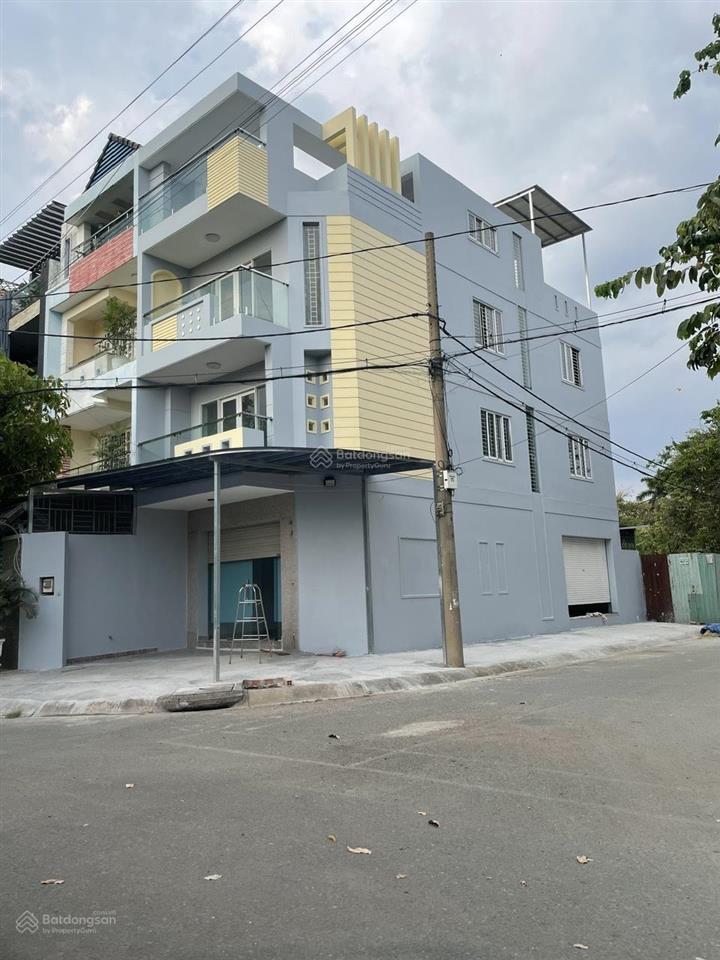 Cho thuê nhà nguyên căn 1 trệt 2 lầu, không gian rộng, vào ở ngay!