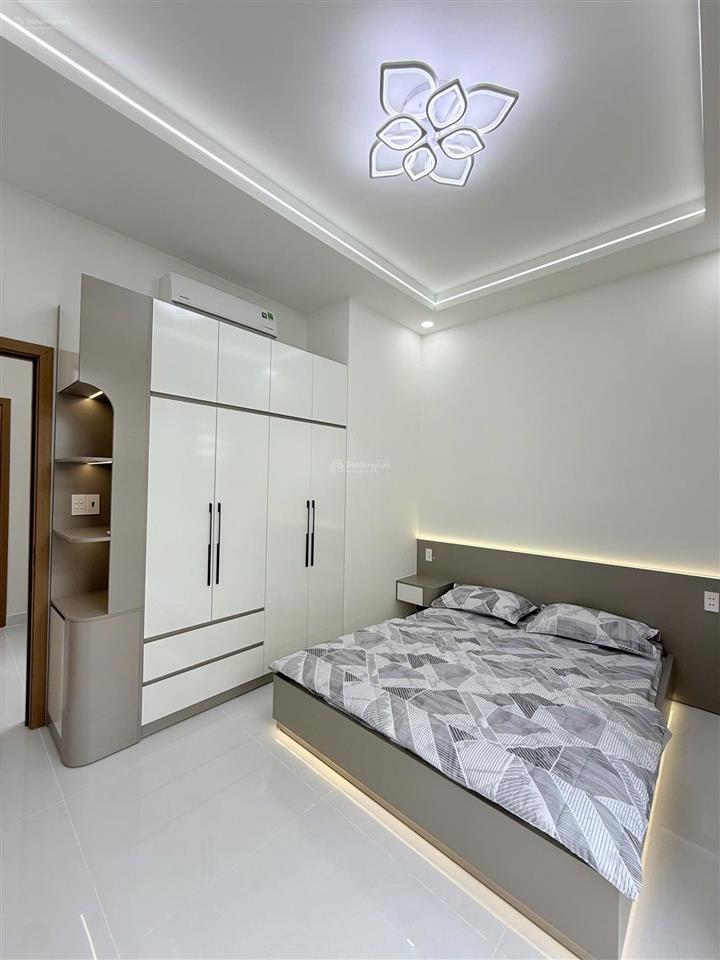 Bán nhà 307/3 khuông việt, tân phú