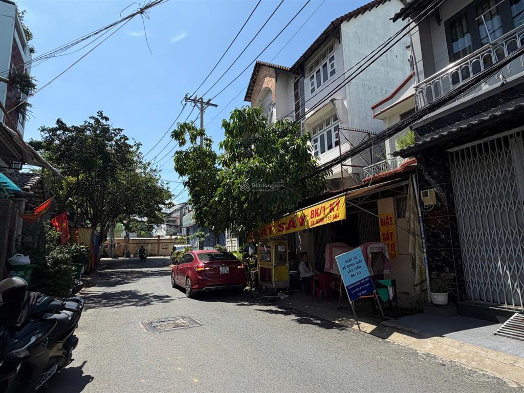 Mặt tiền kinh doanh sầm uất sát hoàng diệu  chủ gấp bán chia thừa kế