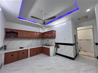 Tài chính hẹp  nhà rộng sát vin  69m2 ngang 5m  hiếm