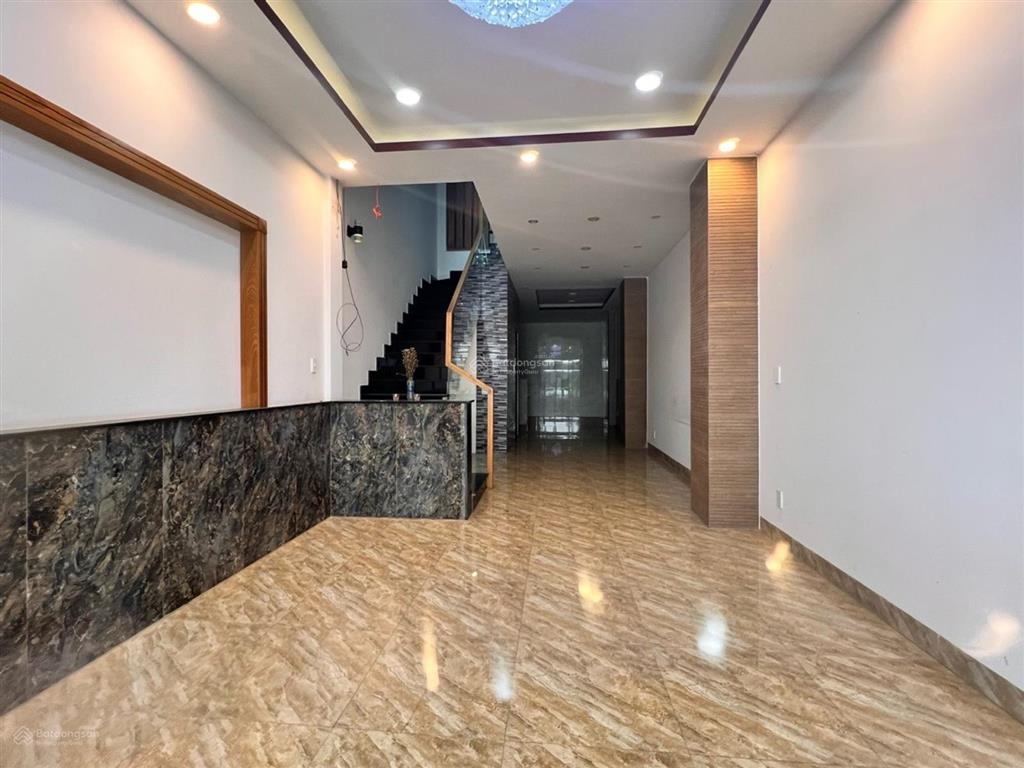 Lbv hoàn mỹ  3 tầng xe hơi ngủ trong nhà  82m2  hoàn công đủ  0933 178 ***