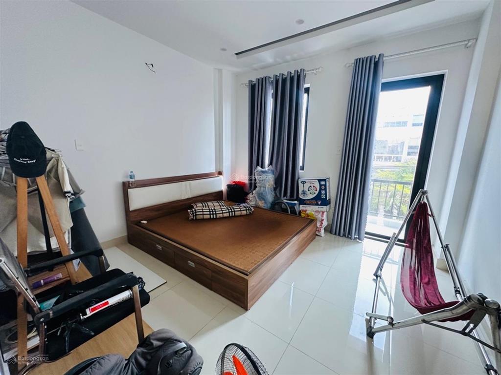 Khu dân cư đồng bộ  hẻm xe hơi tránh ô tô đậu đỗ ngày đêm  3 tầng 3 pn  nhỉnh 5