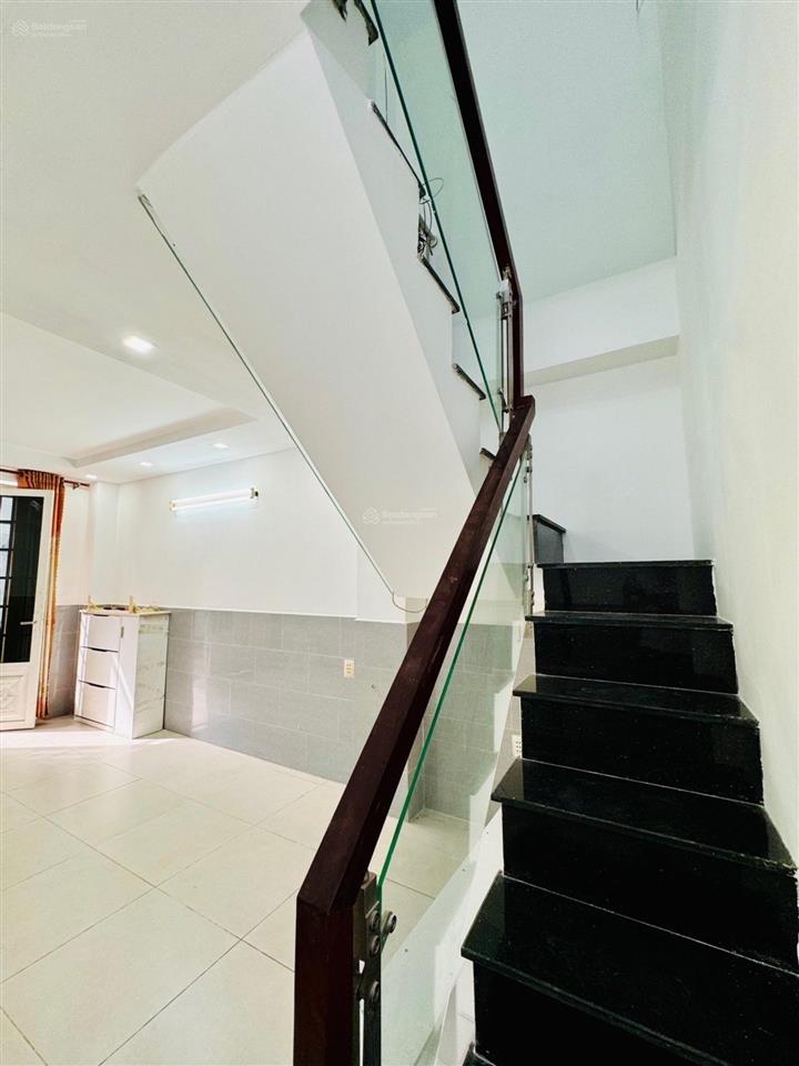 3,5 tỷ  39 m2 2 tầng nam hòa  ae cứu chủ