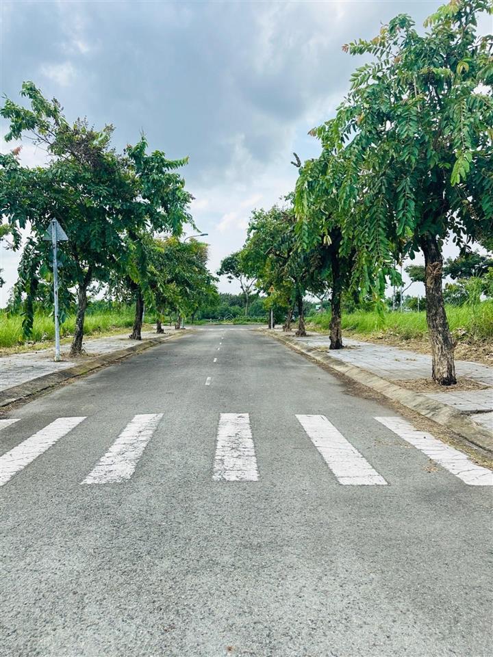 52m2 đất vỉa hè 8m  ngay tam đa 3350