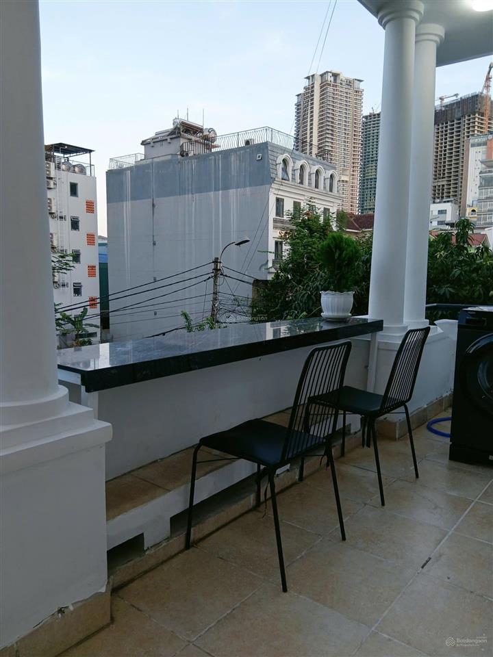 Cho thuê căn hộ vip gần loseby, bãi tắm phạm văn đồng, sơn trà  vip apartment for rent near loseby