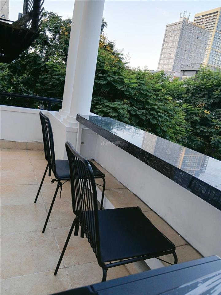 Cho thuê căn hộ vip gần loseby, bãi tắm phạm văn đồng, sơn trà  vip apartment for rent near loseby