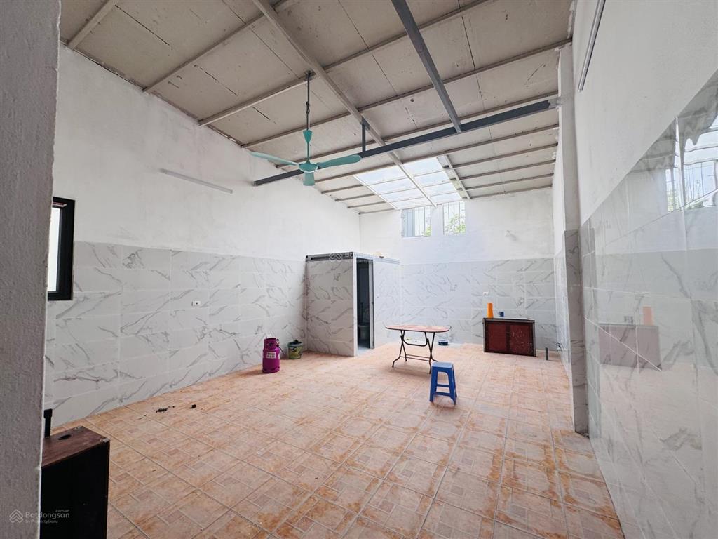 Cho thuê nhà ở, làm kho xưởng diện tích 100m2 ở xã bình minh, hà nội. sdt 0987 792 ***