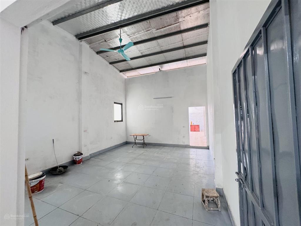 Cho thuê nhà ở, làm kho xưởng diện tích 100m2 ở xã bình minh, hà nội. sdt 0987 792 ***