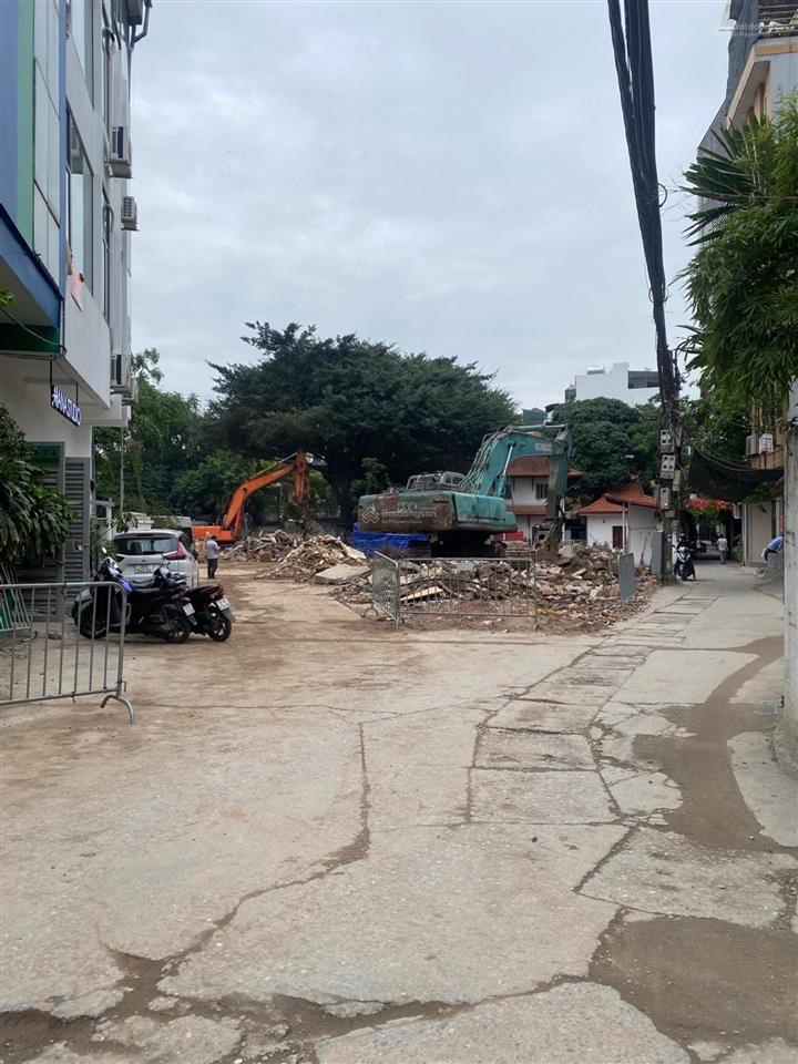 Hiếm nhà vạn phúc  ba đình dân xây 2 thoáng  ô tô 10m  ngõ thông  doanh thu 500tr/năm  ô chờ