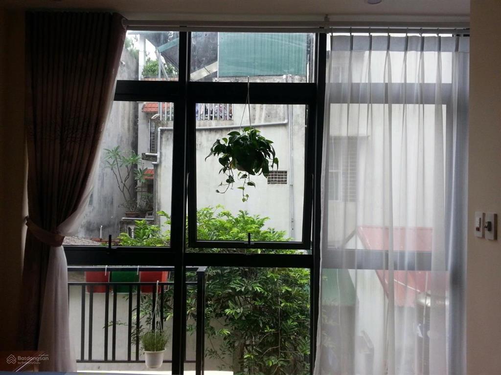 Hiếm nhà vạn phúc  ba đình dân xây 2 thoáng  ô tô 10m  ngõ thông  doanh thu 500tr/năm  ô chờ