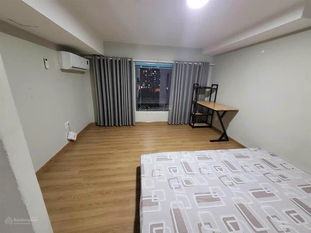 Cho thuê căn hộ cc la astoria, 8 triệu, 1pn, 1wc, nhà trống tại nguyễn duy trinh, q2, hcm