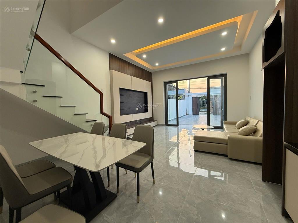 Bán nhà gần chợ cây me dỉên lạc dỉên khánh khánh hòa