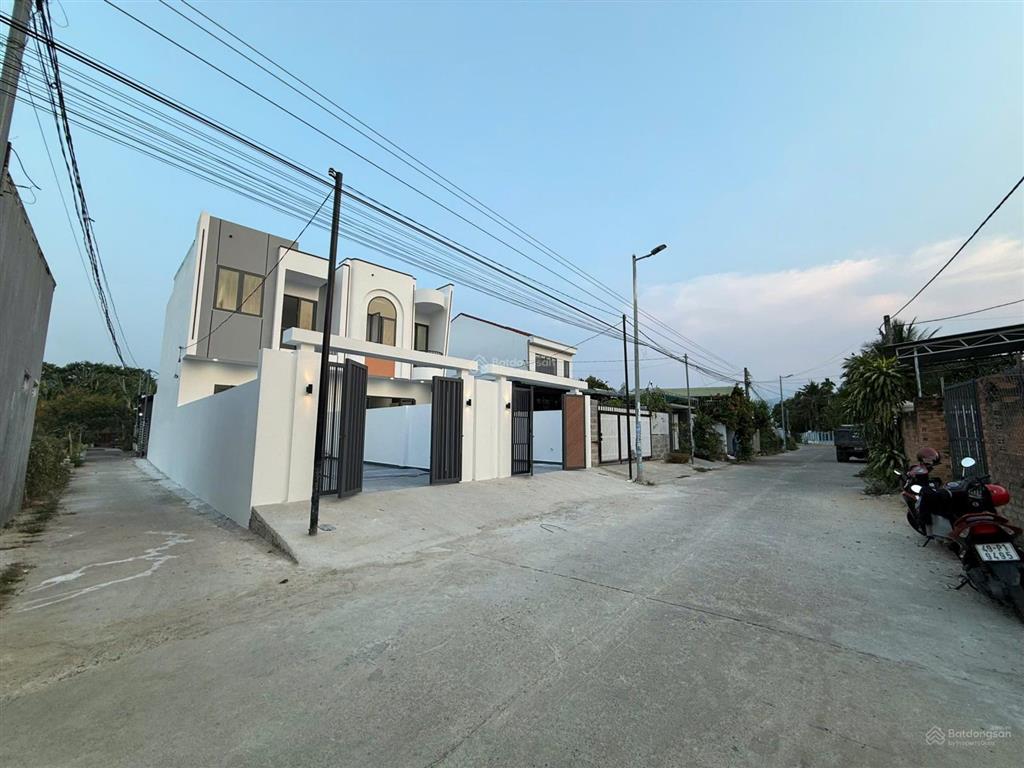 Bán nhà gần chợ cây me dỉên lạc dỉên khánh khánh hòa