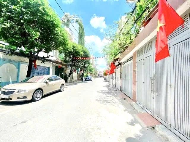8x27m, bán gấp nhà 2 tầng, hxh, sát mt phan đăng lưu, p7 phú nhuận, 4x tỷ (ngay phan xích long)