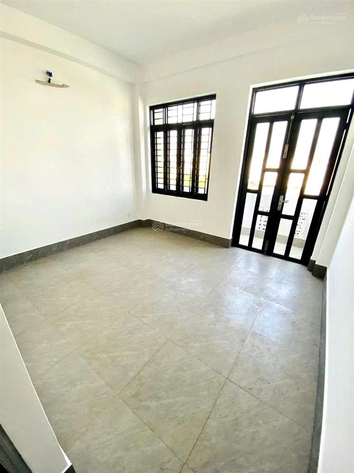 140m2, kẹt tiền bán rẻ nhà 5 tầng, hà huy giáp, apđ, q12, 7.1 tỷ, (ngay cđ điện lực)  45tr/th