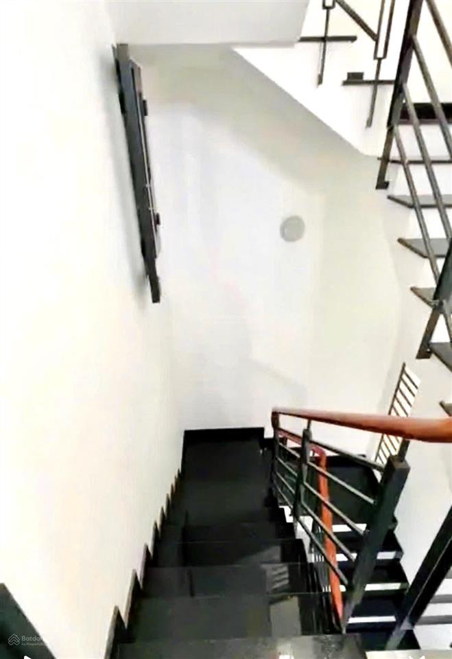 140m2, kẹt tiền bán rẻ nhà 5 tầng, hà huy giáp, apđ, q12, 7.1 tỷ, (ngay cđ điện lực)  45tr/th