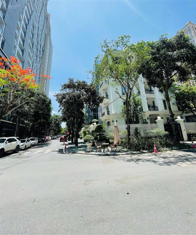 Đất 283m2  mt 13m  xây biệt thự  toà văn phòng  khu vip tây hồ  50m mặt hồ tây