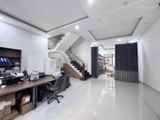 Hẻm 1/ lê lợi 68m24 tầng. chur bán về quê định cư