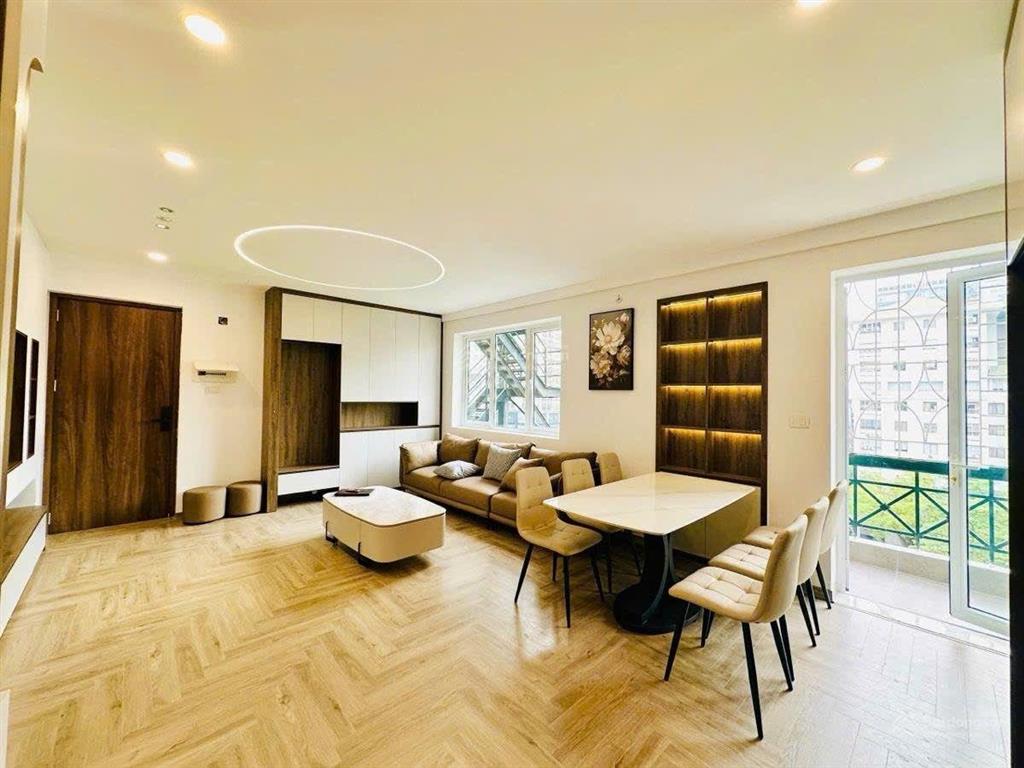 Lời giải cho hậu quy hoạch khi không biết về đâu! chung cư hoàng cầu, đống đa 75m2 tặng nội thất