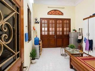 Nhà dân xây tôn đức thắng, đống đa, 27m2x5 tầng, ngõ 3 gác thoáng sáng, gần phố, gần ô tô