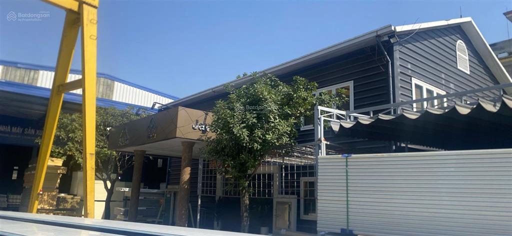 Chính chủ , cần chuyển nhượng 5000m2 kho xưởng nhà máy hoạt động sẵn  thanh trì  hà nội