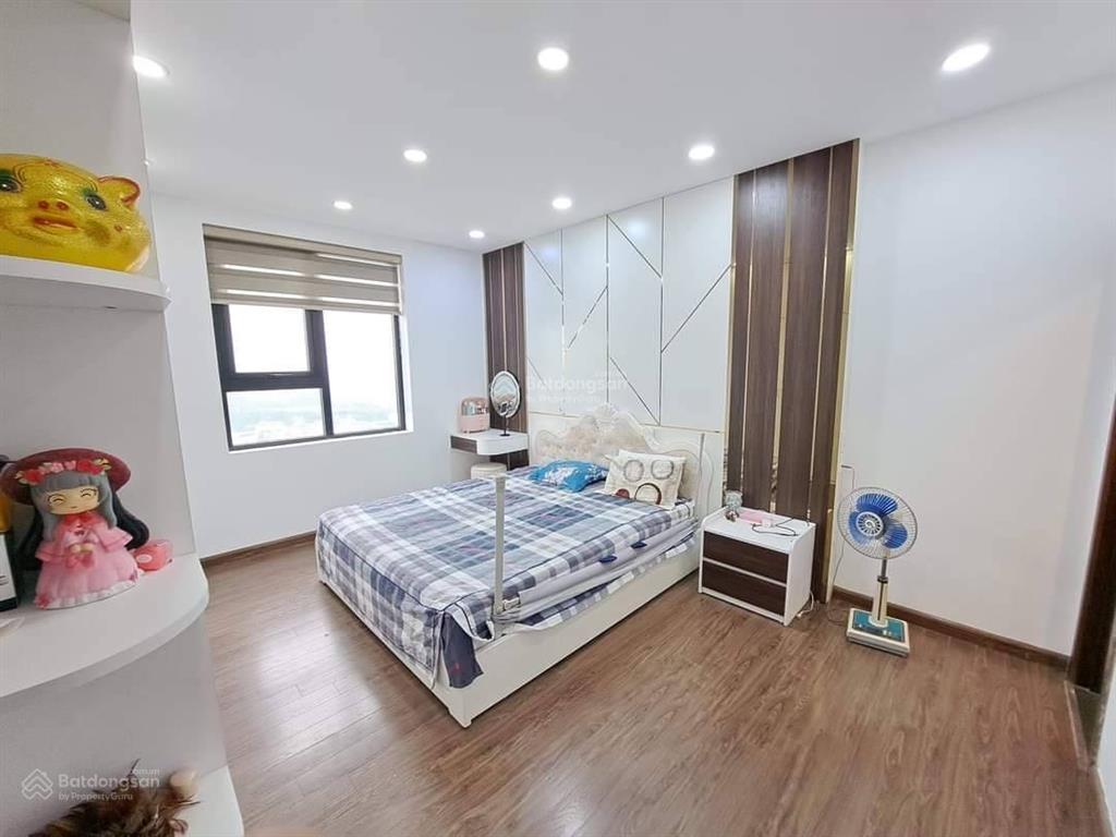 Bán căn hộ cc 3pn 2wc tại khu đô thị vĩnh hoàng 87m2 view hồ.