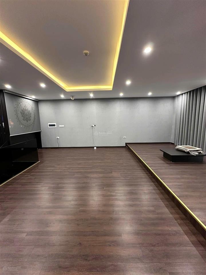 Bán căn penthouse 3n3wc  tòa az lâm viên 191m ful nt giá 17.7 tỷ (chuẩn giá)