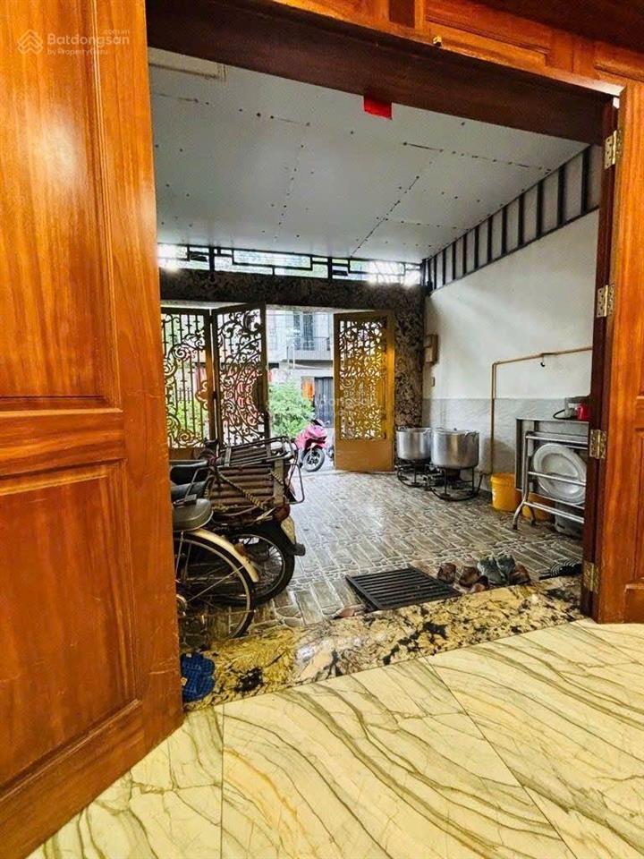 Bán nhà riêng tại trịnh quang nghị, 9,9 tỷ, 110m2, 4pn, 3wc, p bình đông quận 8. xe hơi tận nhà.