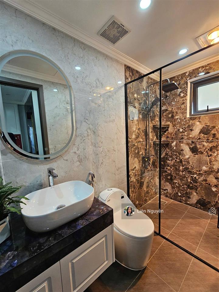 Bán nhà mặt phố đại la, 45m2, 7 tầng thang máy, mặt tiền 5m, 30.6 tỉ, vỉa hè, kinh doanh