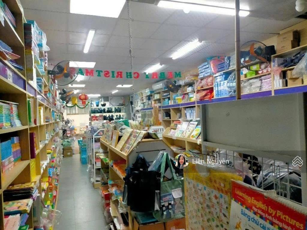 Bán nhà mặt phố quán thánh, 55m2, 4 tầng, mặt tiền 6m, 46 tỉ, vỉa hè, 400tr/năm
